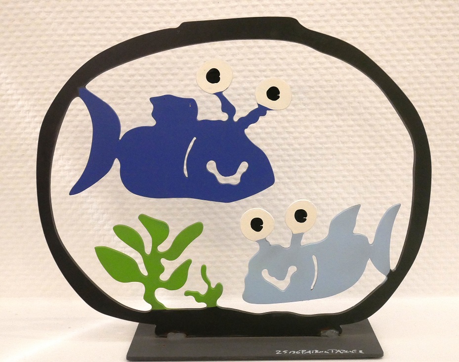 Aquarium mit 2 Fischen, blau
